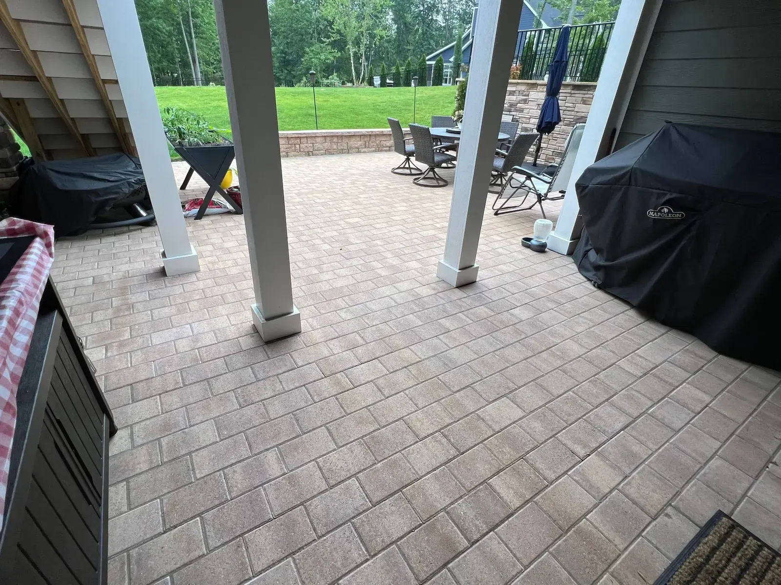 Covered patio beneath the deck
